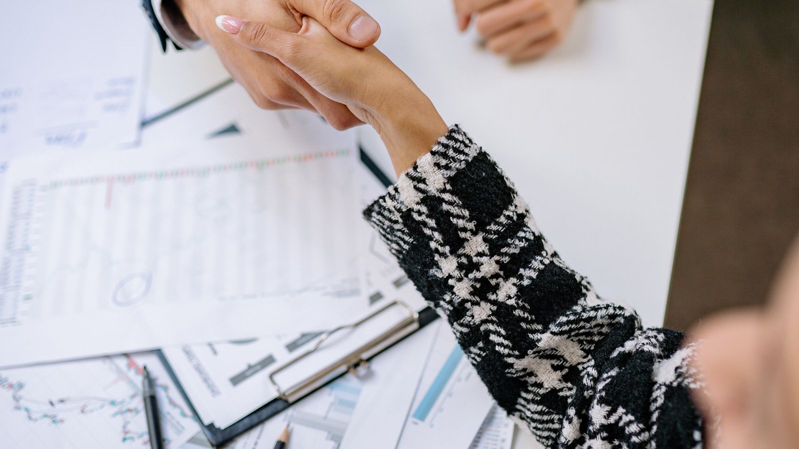 Devis accepté par mail ou SMS : quelle valeur juridique ?