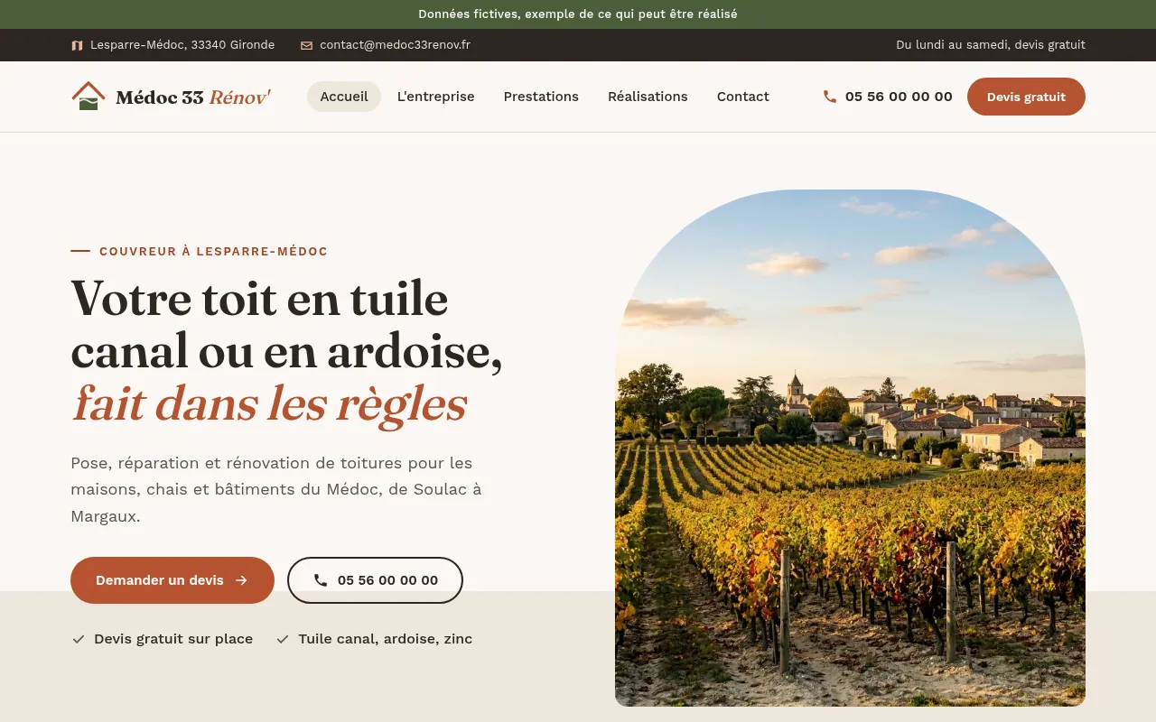 Capture du haut de page d'un site de démonstration pour un couvreur fictif du Médoc : titre, bouton de demande de devis et numéro de téléphone